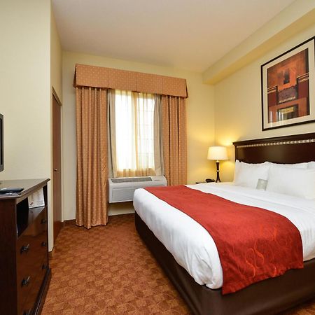 Comfort Suites Eugene Buitenkant foto