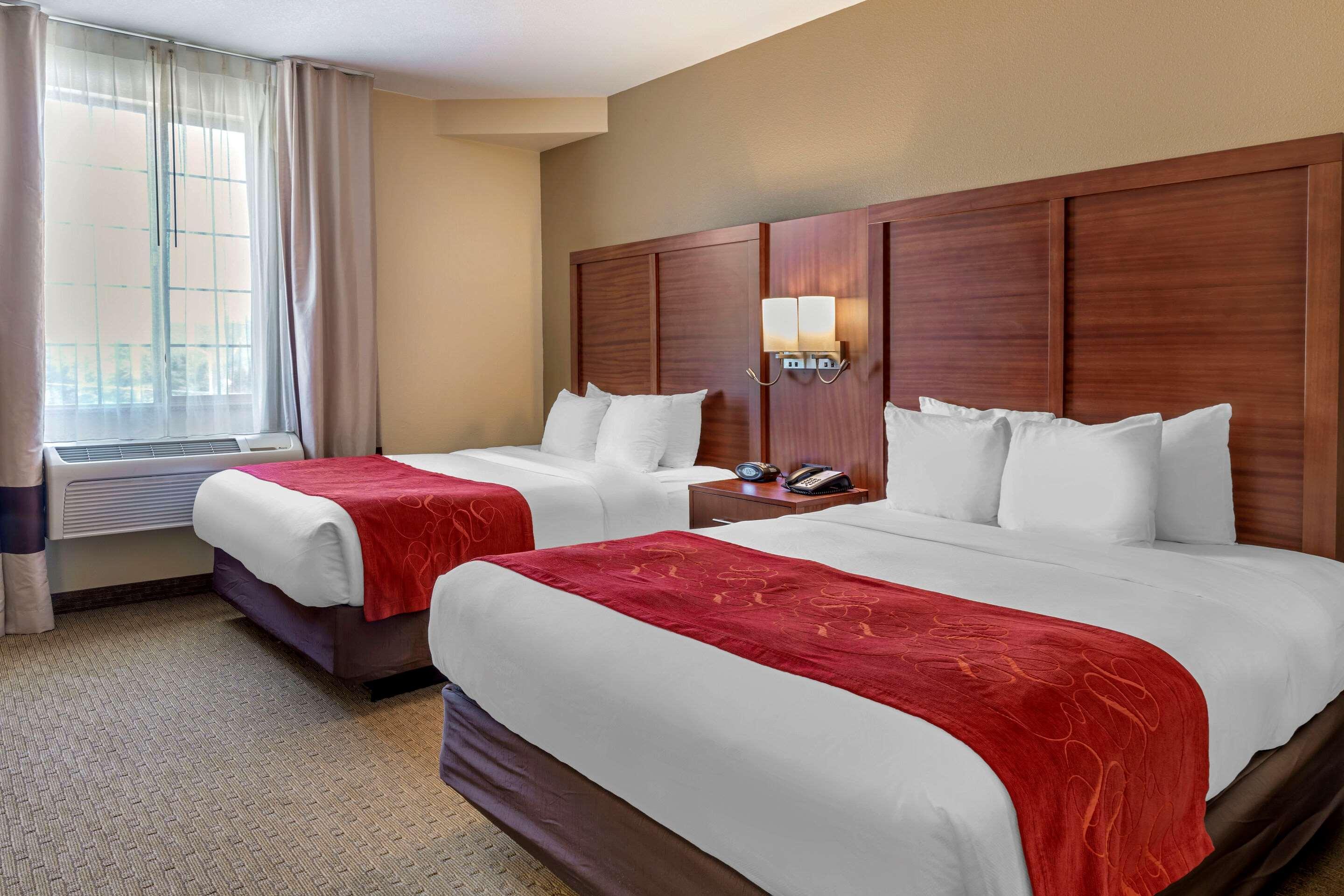 Comfort Suites Eugene Buitenkant foto