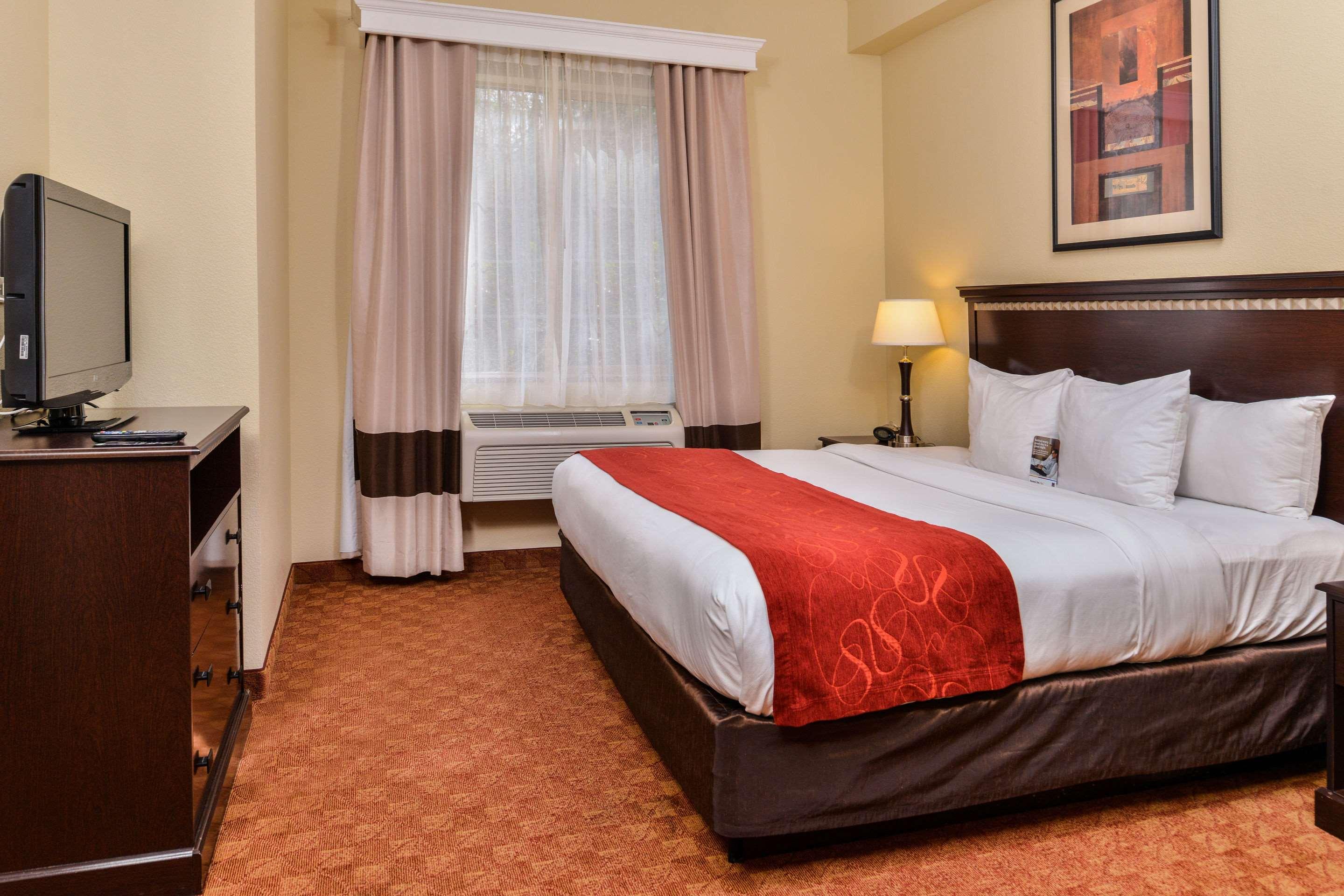 Comfort Suites Eugene Buitenkant foto