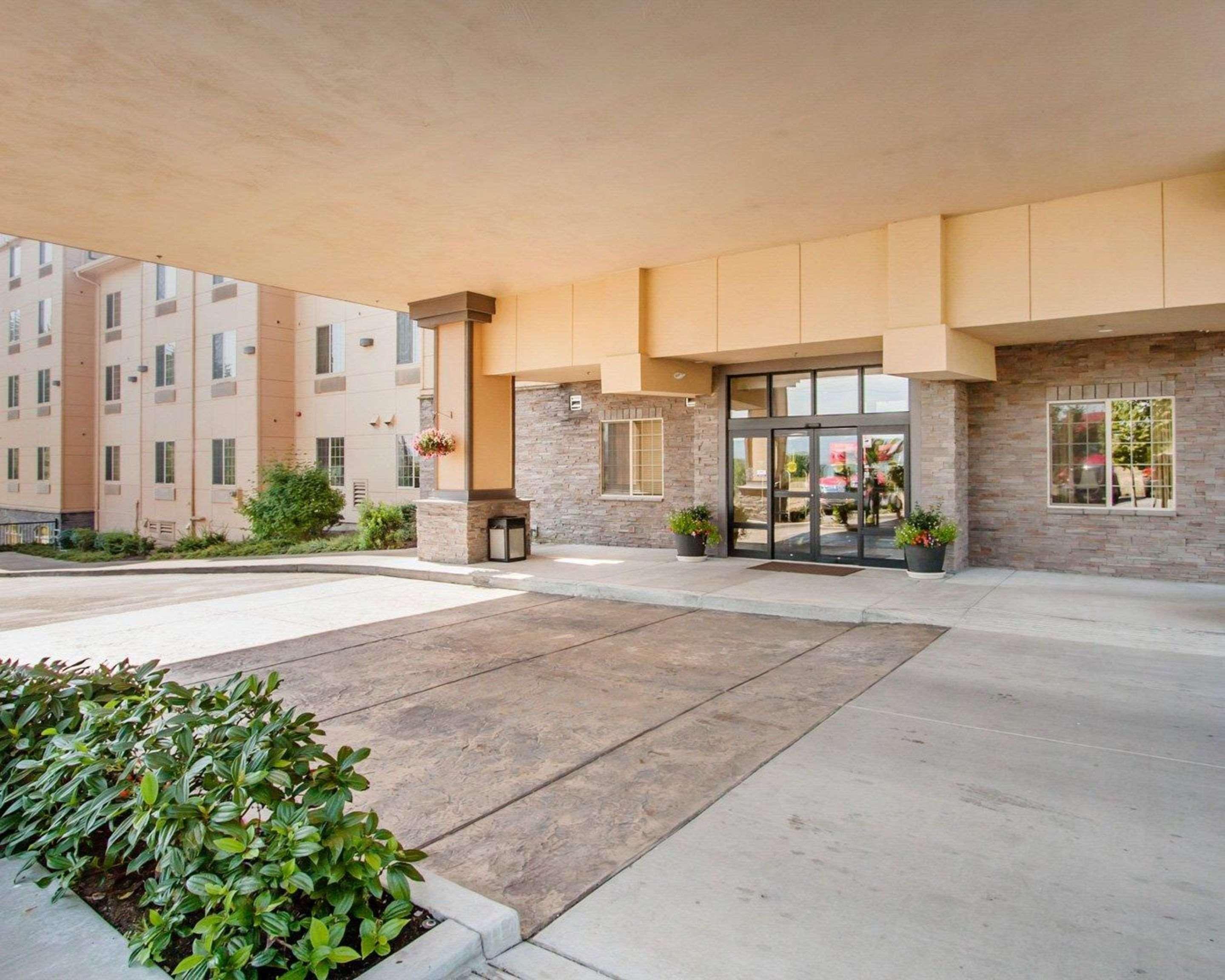 Comfort Suites Eugene Buitenkant foto